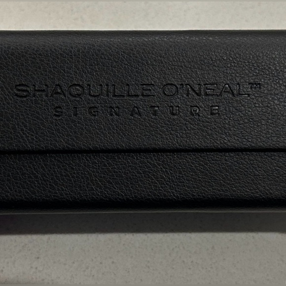 Shaquille O’Neal Signature Sunglass Cases (2). - Picture 3 of 4